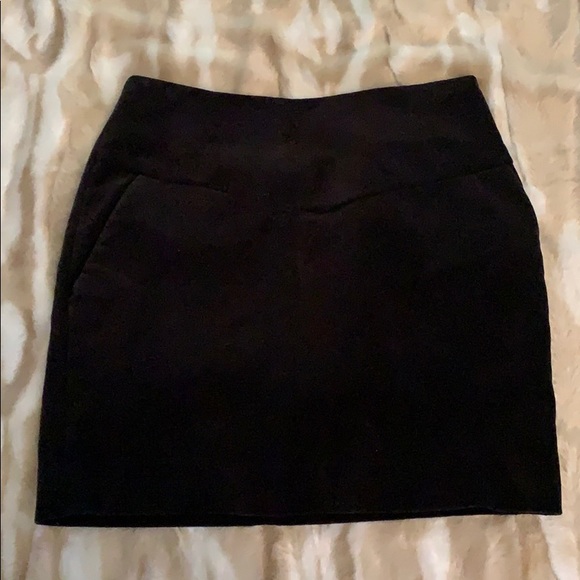 H&M Dresses & Skirts - Black H&M velvet skirt